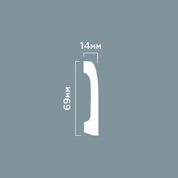 Плинтус напольный B70V2 из полистирола HI WOOD высотой 69 мм и толщиной 14 мм с декоративным рельефом белого цвета 
