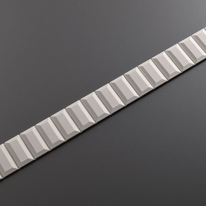 Carved molding KPU-122 polyurethane &mdash; add clarity and texture to the interior photo