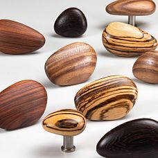 Pebble HL-065-1M Handle for Wardrobes and Chests - stylish natural design