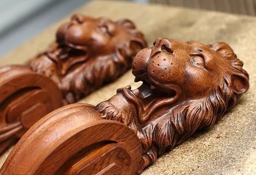 Детализация в мудборде: художественная резьба по дереву как источник эстетики.