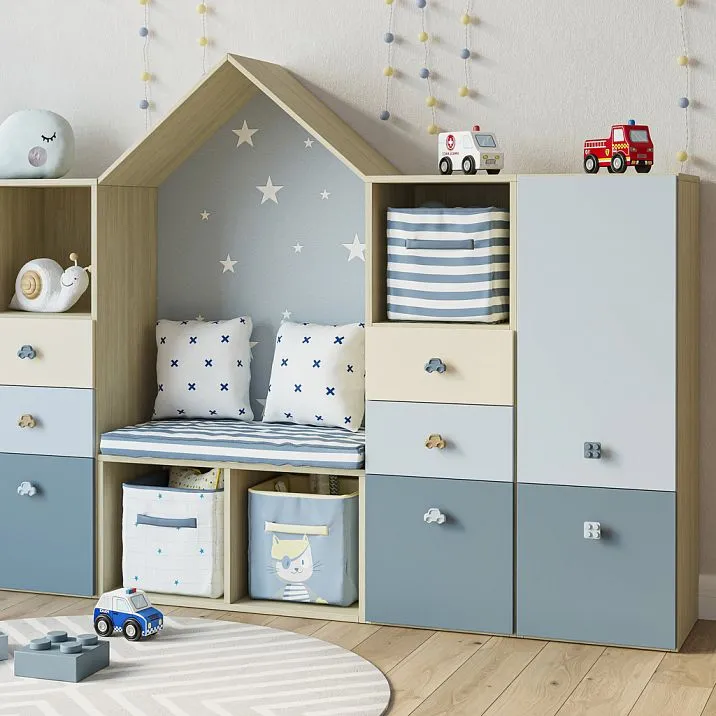 Children&rsquo;s wooden handle in the shape of a car for furniture