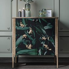 Carved Applique N-488 in the shape of a fish, detailed photo of a chest