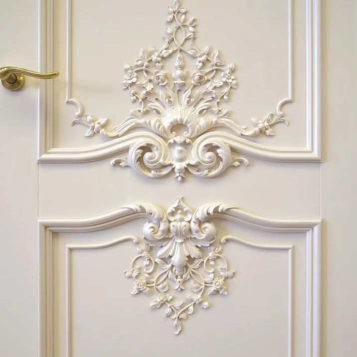 C.VRS-065 Decoration Set, central decorative element on doors