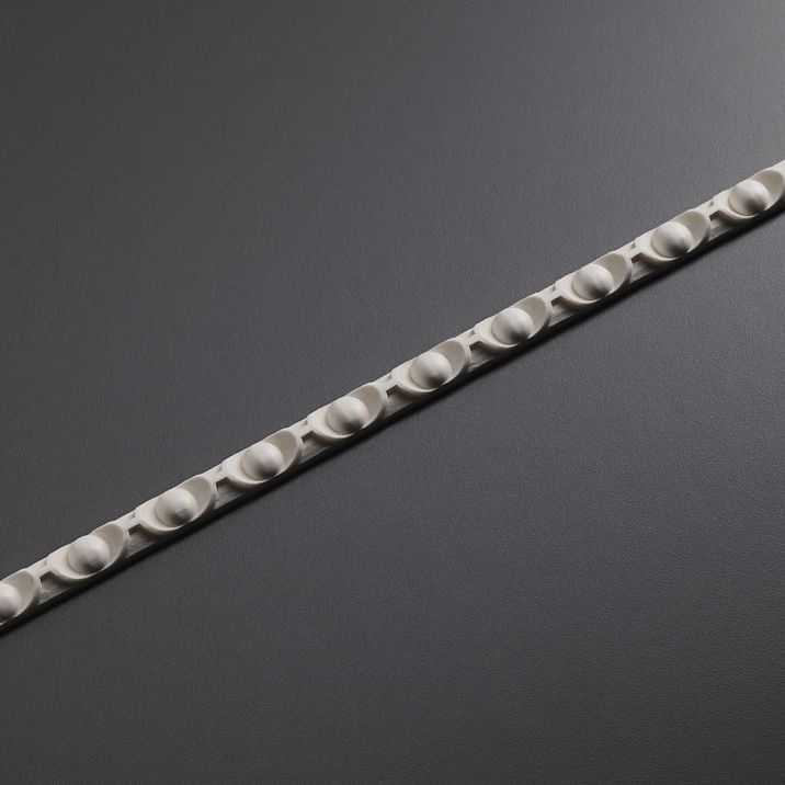 KPU-020 polyurethane carved molding, a decorative trim for finishing corners, seams, and joints, easy to install, moisture-resistant, paintable, suitable for classic and modern interiors