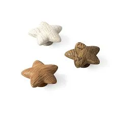 Star-shaped wooden furniture handle