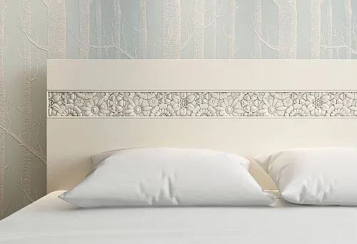 Дизайнерская кровать с уникальной резьбой – гармония традиций и современного стиля