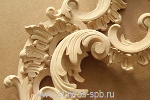 Carved wooden door casings in Saratov