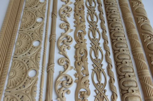 1040 Sapphire Cyl Antique Brass + Brown. Door Handles on Plate. Image