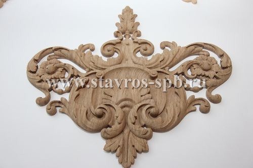 Carved trim: wooden moldings in Belgorod