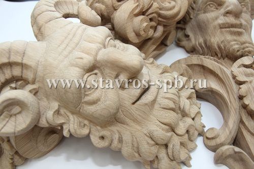 Carved window casings from wood in Smolensk