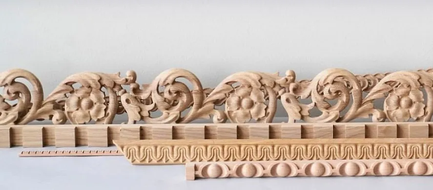 Wooden baguette moulding
