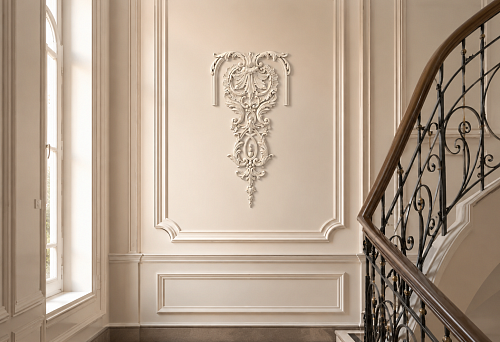 The high wall on the landing is empty: which carved overlay NPU-383 to order &mdash; 298 &times; 642 or 347 &times; 650 mm?