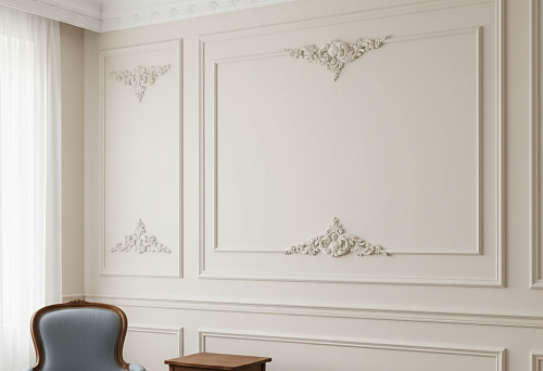 Installation of polyurethane molding with clean corners and transition to wooden baseboard in a classic interior