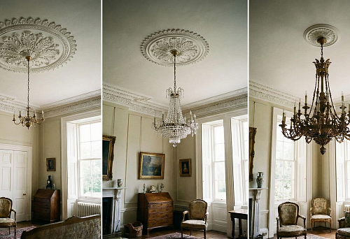 Large diameter ceiling rosette &mdash; rich ornament around the suspension, suitable for a spacious room and high ceilings
