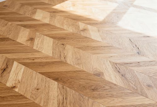 Oak layout - noble flooring design from natural oak in modern interiors