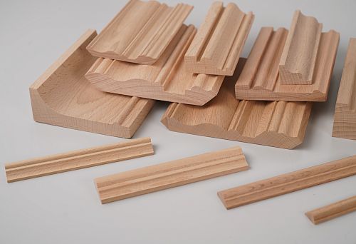 Various beech wood profiles showcasing a variety of shapes and processing possibilities.