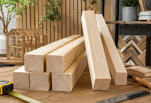 Wooden block 40&times;40 BR-001: how to choose for frame, lathing and decor