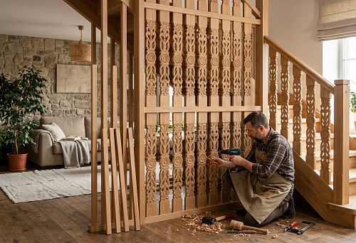 Flat wooden balusters for partitions and railings: how to replace slats with expressive carved rhythm