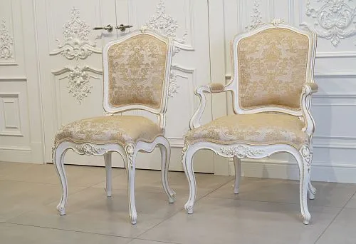 Classic furniture with refined design &ndash; combination of beauty and comfort