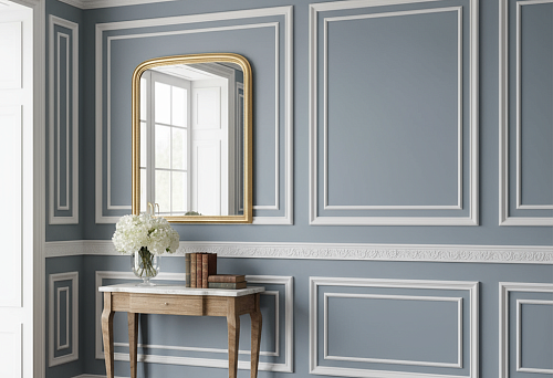 Wall with polyurethane moldings in a classic interior