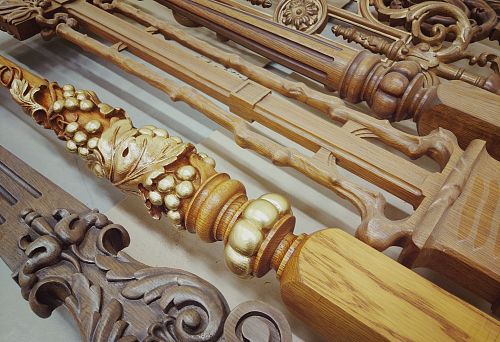Oak Carved Balusters and Decorative Posts for Stairs in Various Styles