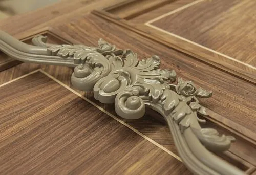 Elegant decor for doors and furniture &mdash; stylish Provence design.