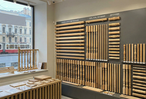 Store of wooden round molding in St. Petersburg with handrails and decorative elements 2026