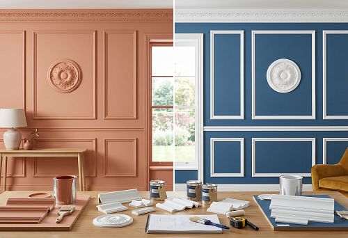 Stucco decor in the color of the wall and contrasting polyurethane moldings in two interior design options