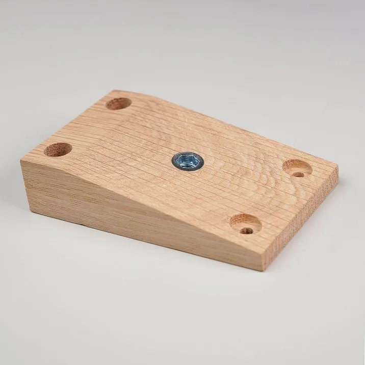 Mounting plate 10&deg; wood FUR-017