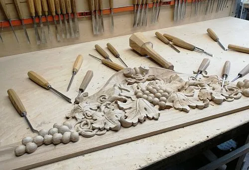 Wood Carving Workshop: The Process of Creating a Decorative Element for Interior Design