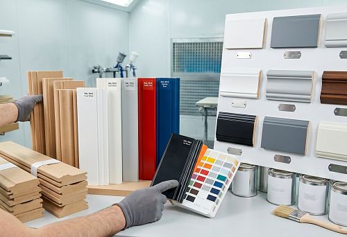 Painted MDF plinth: how to choose and buy a profile in enamel, RAL or for painting