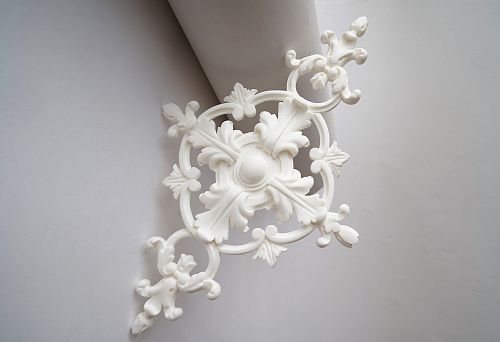 Polyurethane decorative element with ornament in classic European style