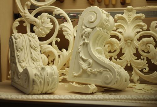 Polyurethane molding with classic floral ornament