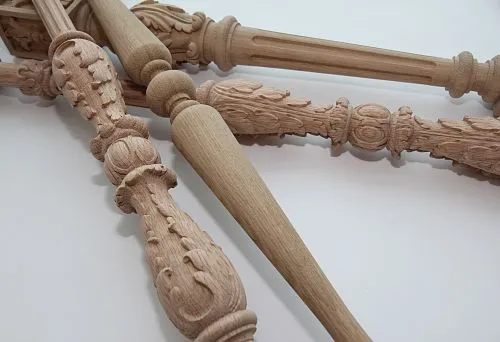 Balusters with artistic carving and elegant ornaments.