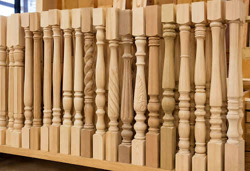 Balusters wholesale for stairs: how to choose wooden elements for a project