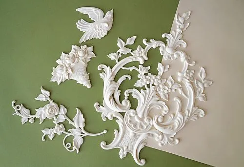 Polyurethane Decorative Elements Set with Floral Patterns and Rosettes