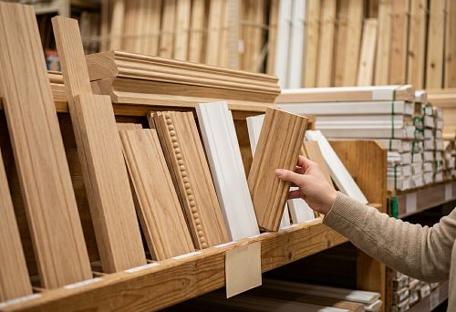 Wooden window casings in the store &mdash; choosing the profile and finish