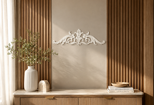 Horizontal carved overlay NPU-098 500 &times; 155 mm on the slatted wall behind the console