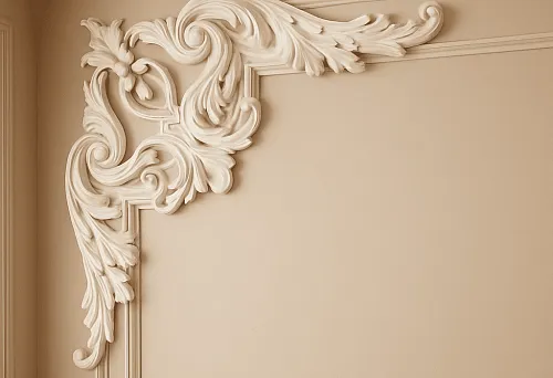 Corner Molding with Floral Ornament