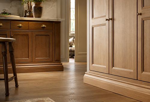 Wooden furniture plinth made of solid wood for the lower finishing of kitchens and cabinets