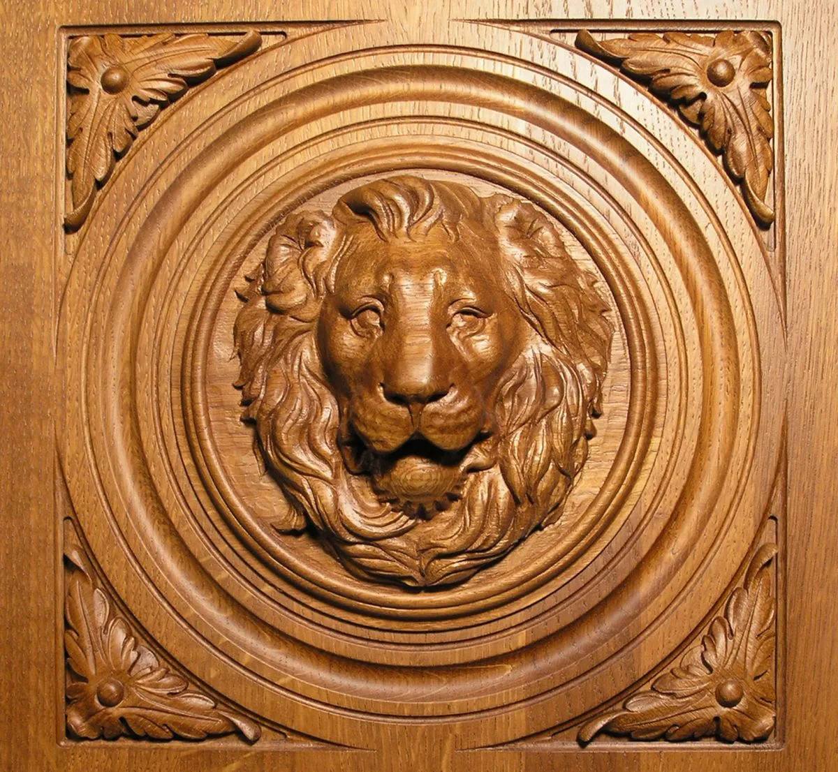 Mascar&oacute;n in design: Recreating myth in the modern interior