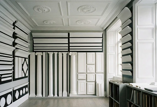 STAVROS Stucco Store &mdash; display of moldings, cornices, columns, and ceiling rosettes