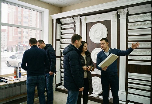 Polyurethane stucco in Tyumen: in-store consultation and selection of cornices, moldings, and rosettes