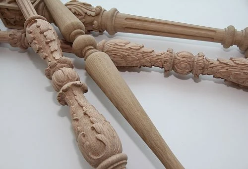 Balusters with artistic carving and elegant ornaments.