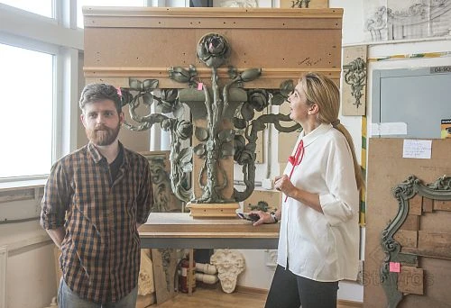 Large decorative element with floral ornament, intended for furniture decoration