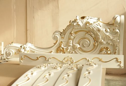 Elegant molded elements with gold accents &ndash; stylish finishing for classic interiors