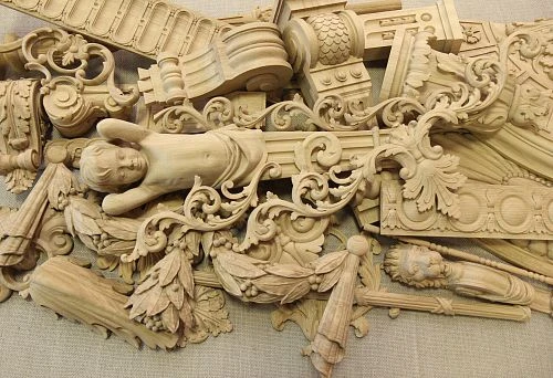 Composition of decorative furniture elements