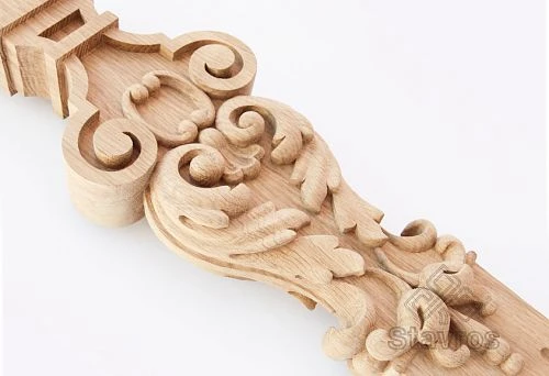 Carved wooden baluster with elegant classic oak ornament from the company STAVROS