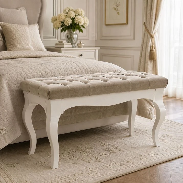 Marseilles 007-001 bench for elegant decoration of a bedroom, hallway, or living room.