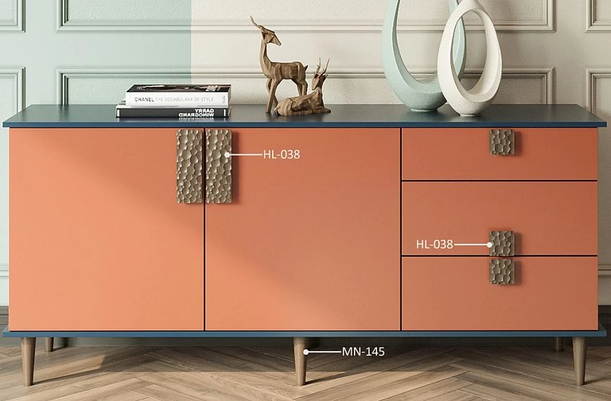 KMD-006 chest with "Mercury" HL-038 furniture handles and turned legs MN-145 in the hallway interior.